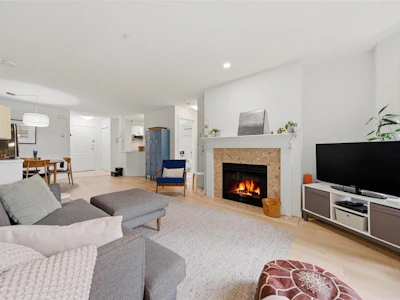 411-2059 Chesterfield Avenue - 4