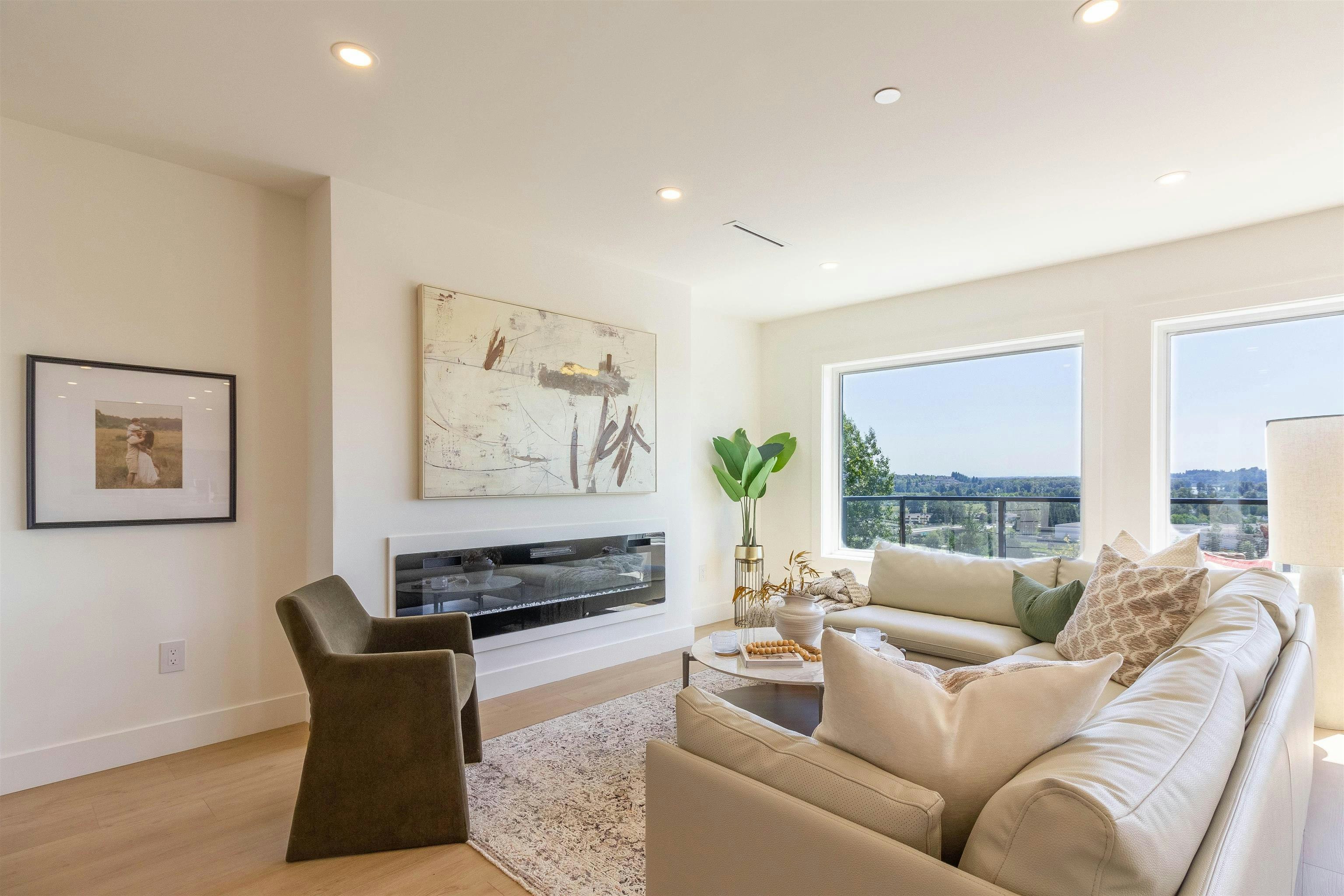 2256 Monashee Court - 3