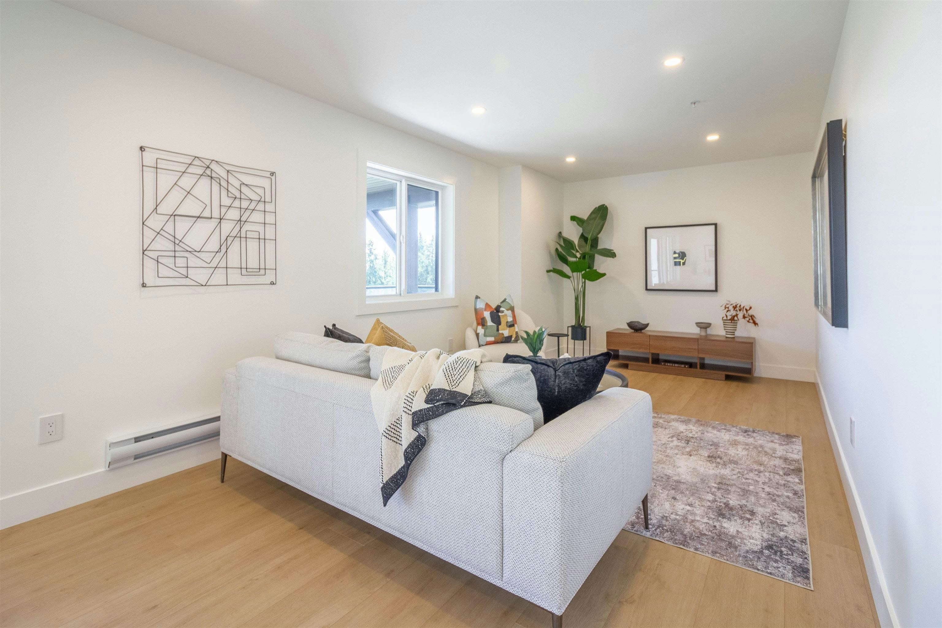 2256 Monashee Court, Coquitlam, BC, V3K 6P7 - 30