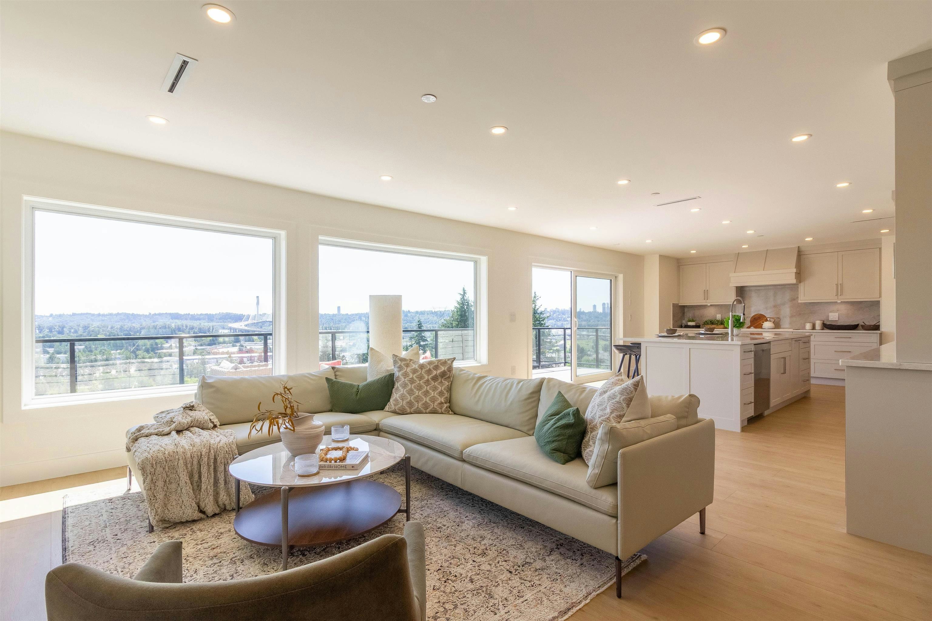 2256 Monashee Court - 4