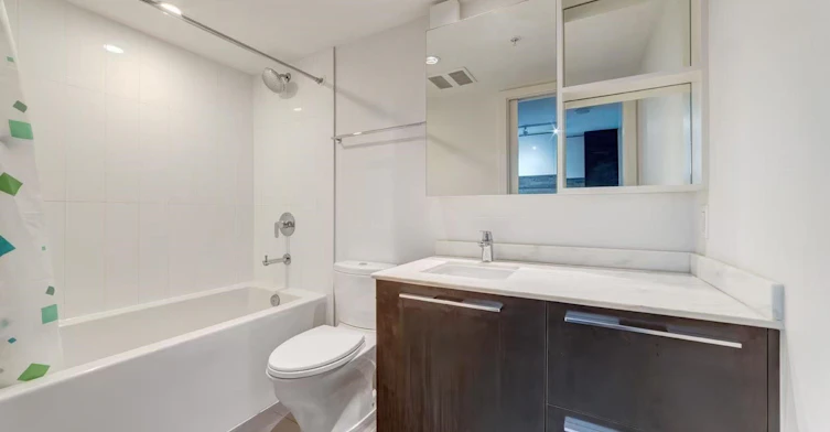 8031 Nunavut Lane, Vancouver, BC, V5X 0C9 - 2