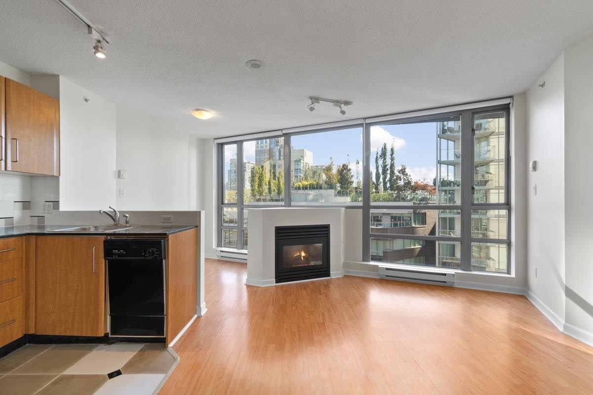 1010-501 Pacific Street, Vancouver, BC, V6Z 2X6 - 3