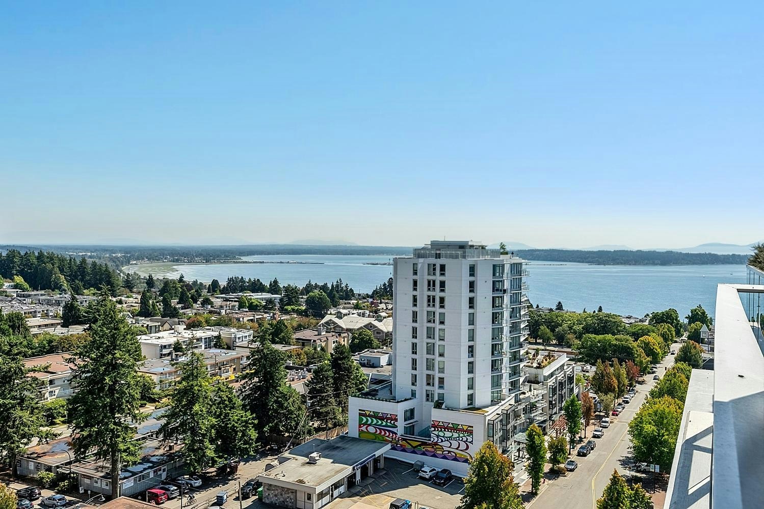1302-1441 Johnston Road, Surrey, BC, V4B 3Z4