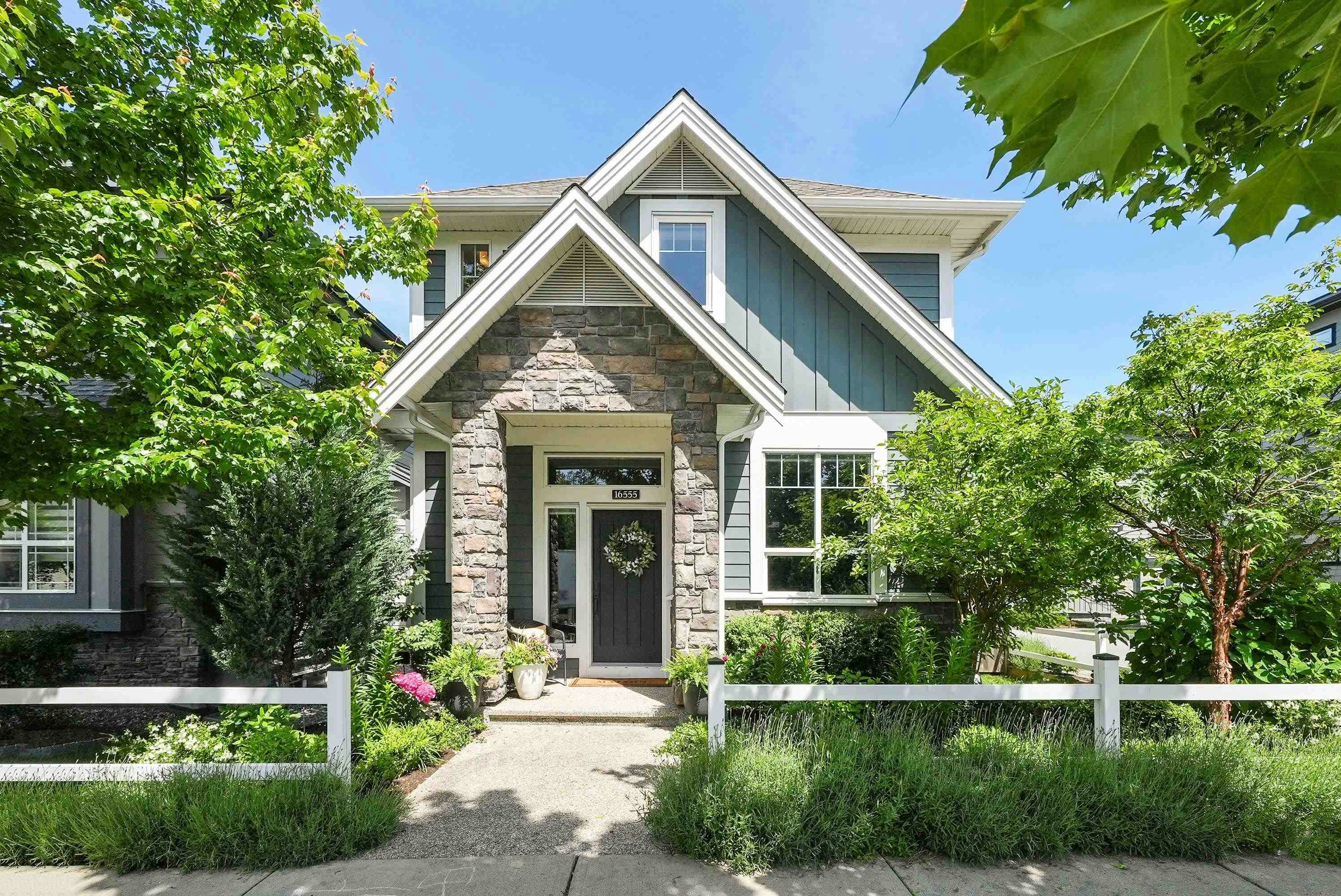 16555 25 Avenue, Surrey, BC, V3Z 0S2