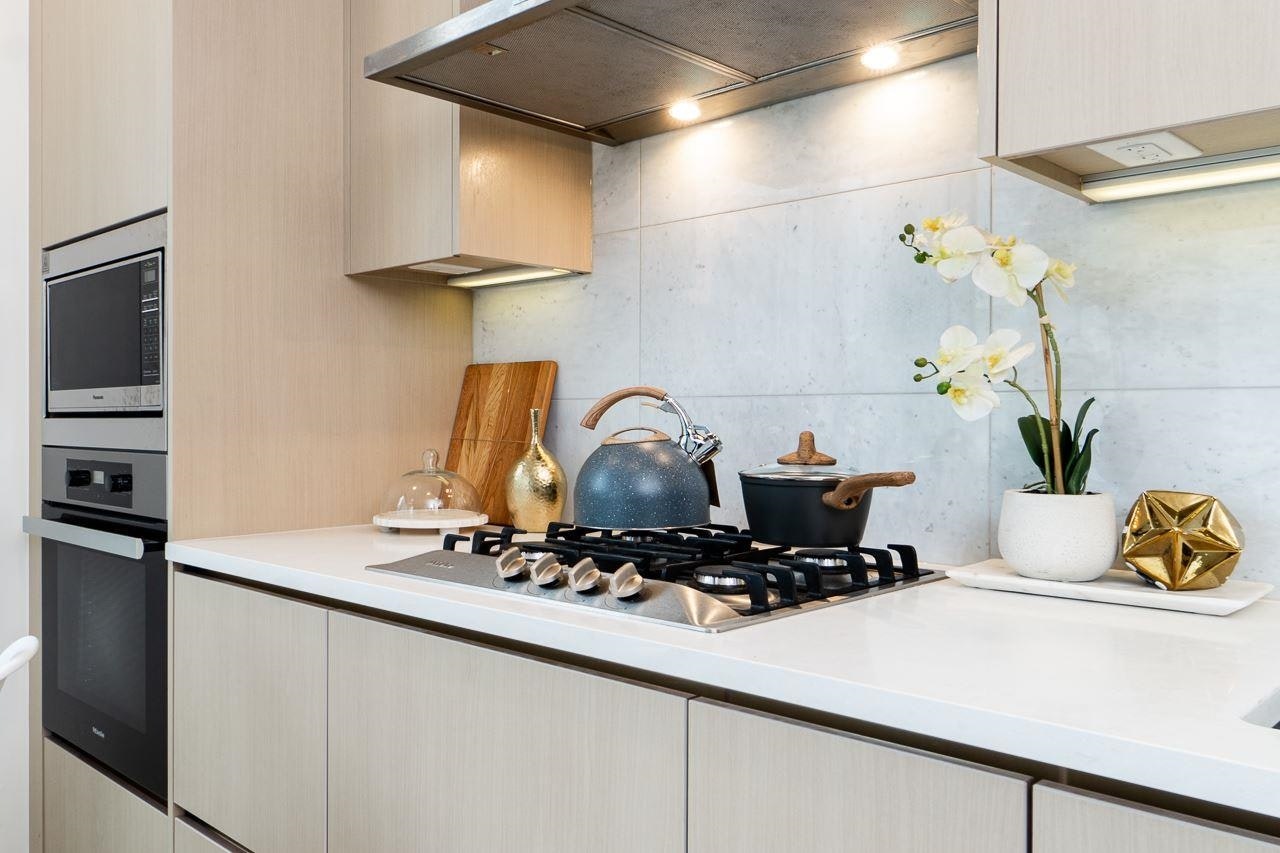 1081-87 Nelson Street, Vancouver, BC, V6Z 0E8 - 4