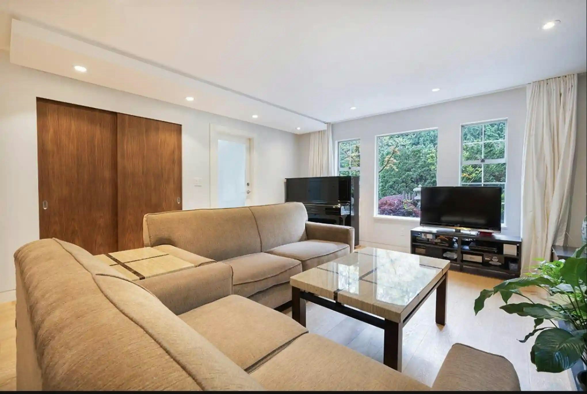 Ground Floor-453X 16th Ave W, Vancouver, BC, V6R 3E8 - 2