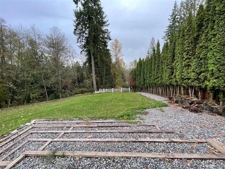 24442 112 Avenue, Maple Ridge, BC, V2W 1H5 - 3