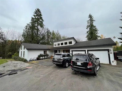 24442 112 Avenue - 2