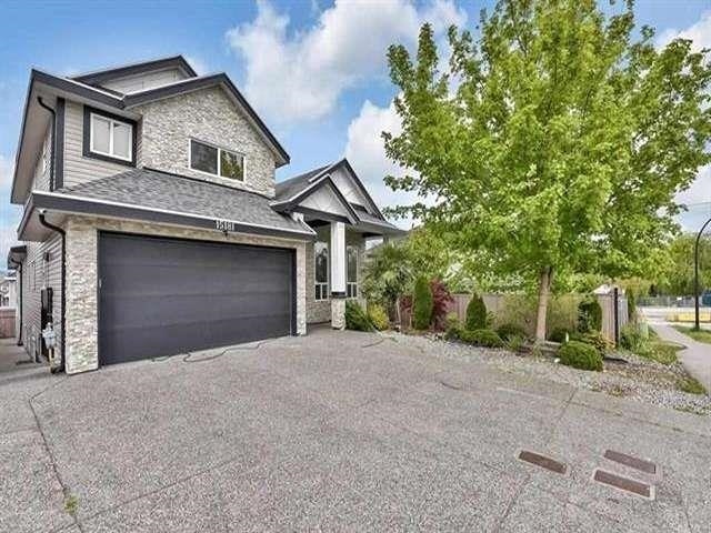 15181 68a Avenue, Surrey, BC, V3S 7Y7