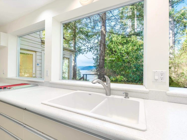 5295 Gulf Place, West Vancouver, BC, V7W 2V9 - 19