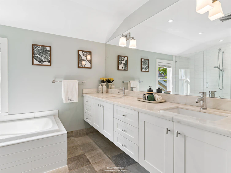 908 W 21st Avenue, Vancouver, BC, V5Z 1Z1 - 18