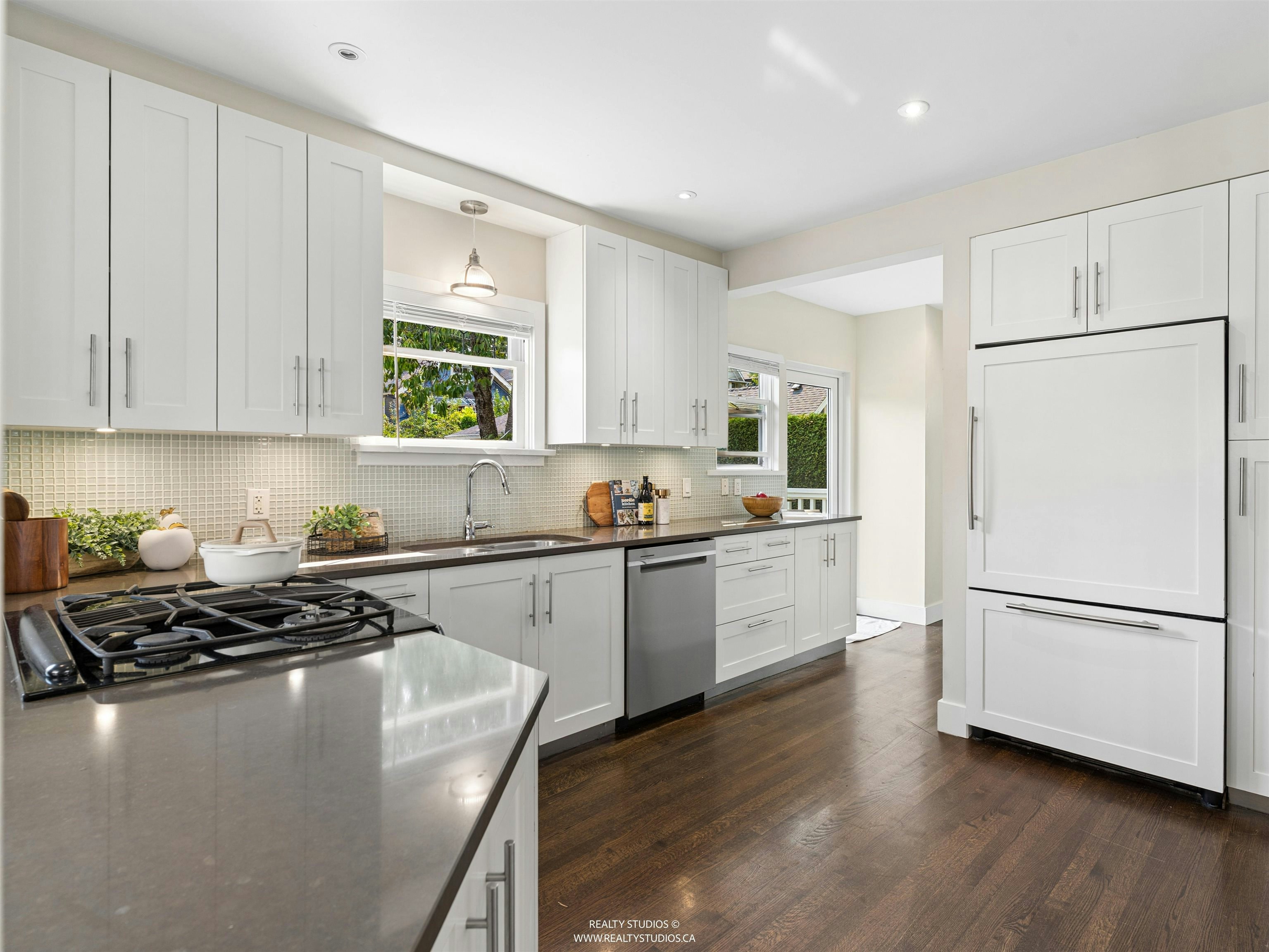 908 W 21st Avenue, Vancouver, BC, V5Z 1Z1 - 6
