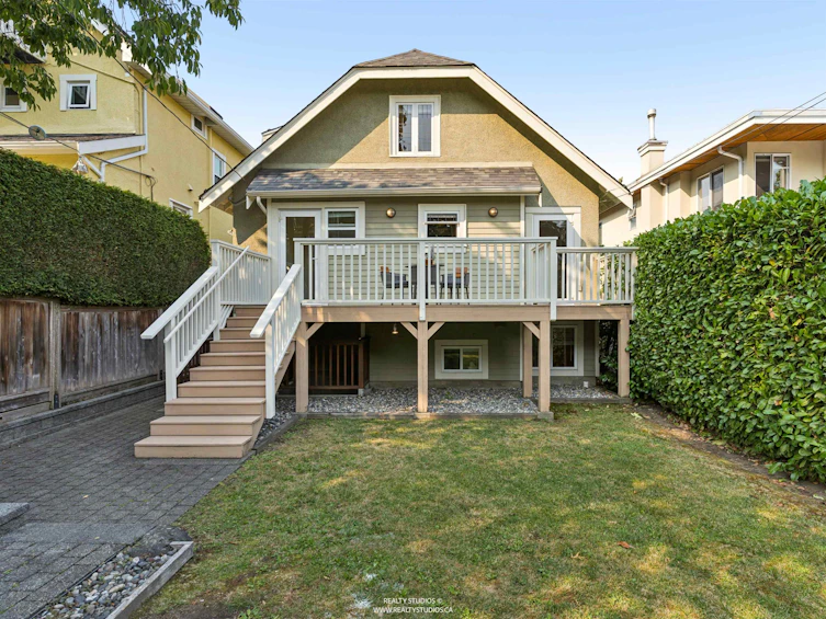 908 W 21st Avenue, Vancouver, BC, V5Z 1Z1 - 36