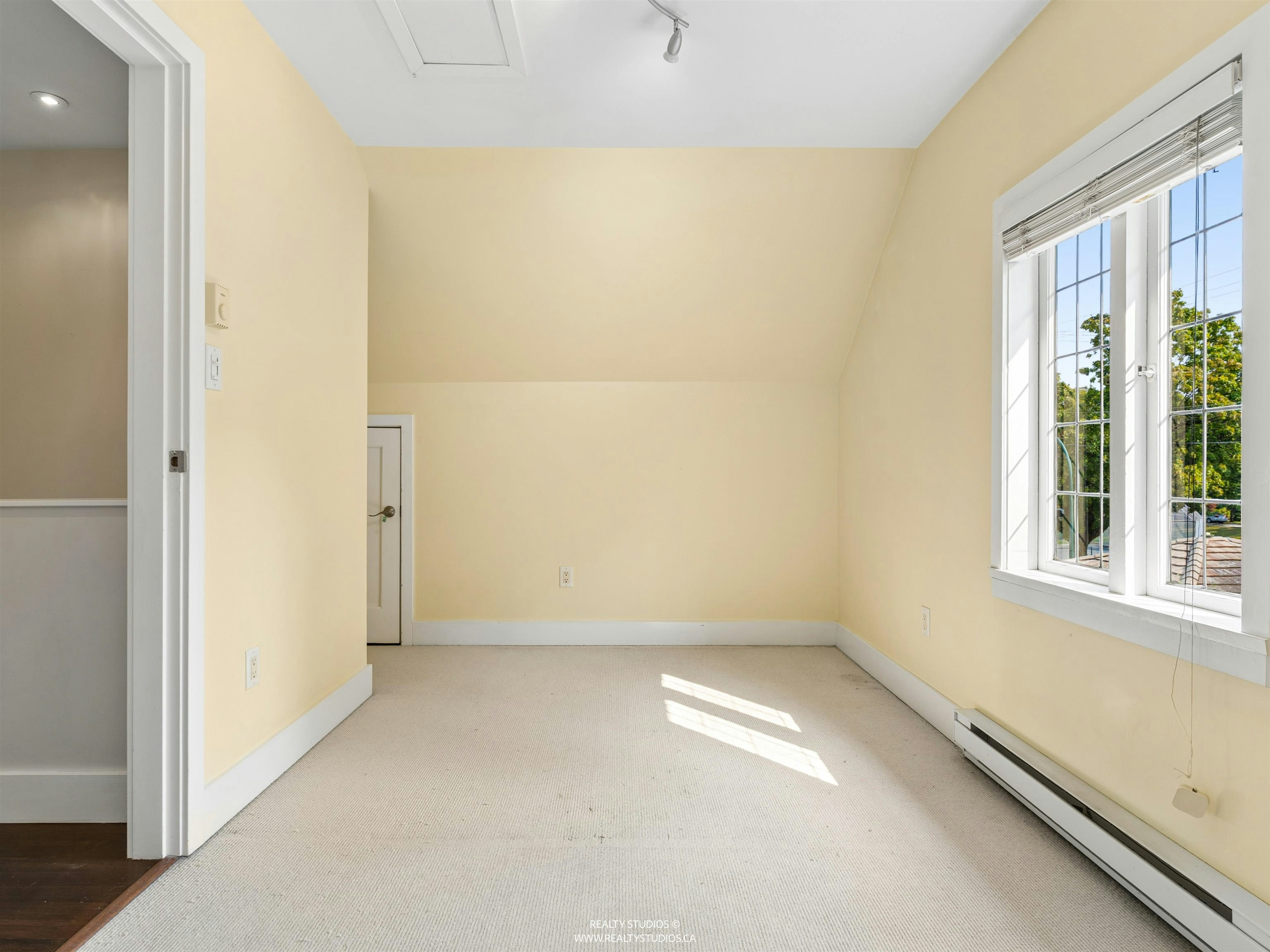 908 W 21st Avenue, Vancouver, BC, V5Z 1Z1 - 19