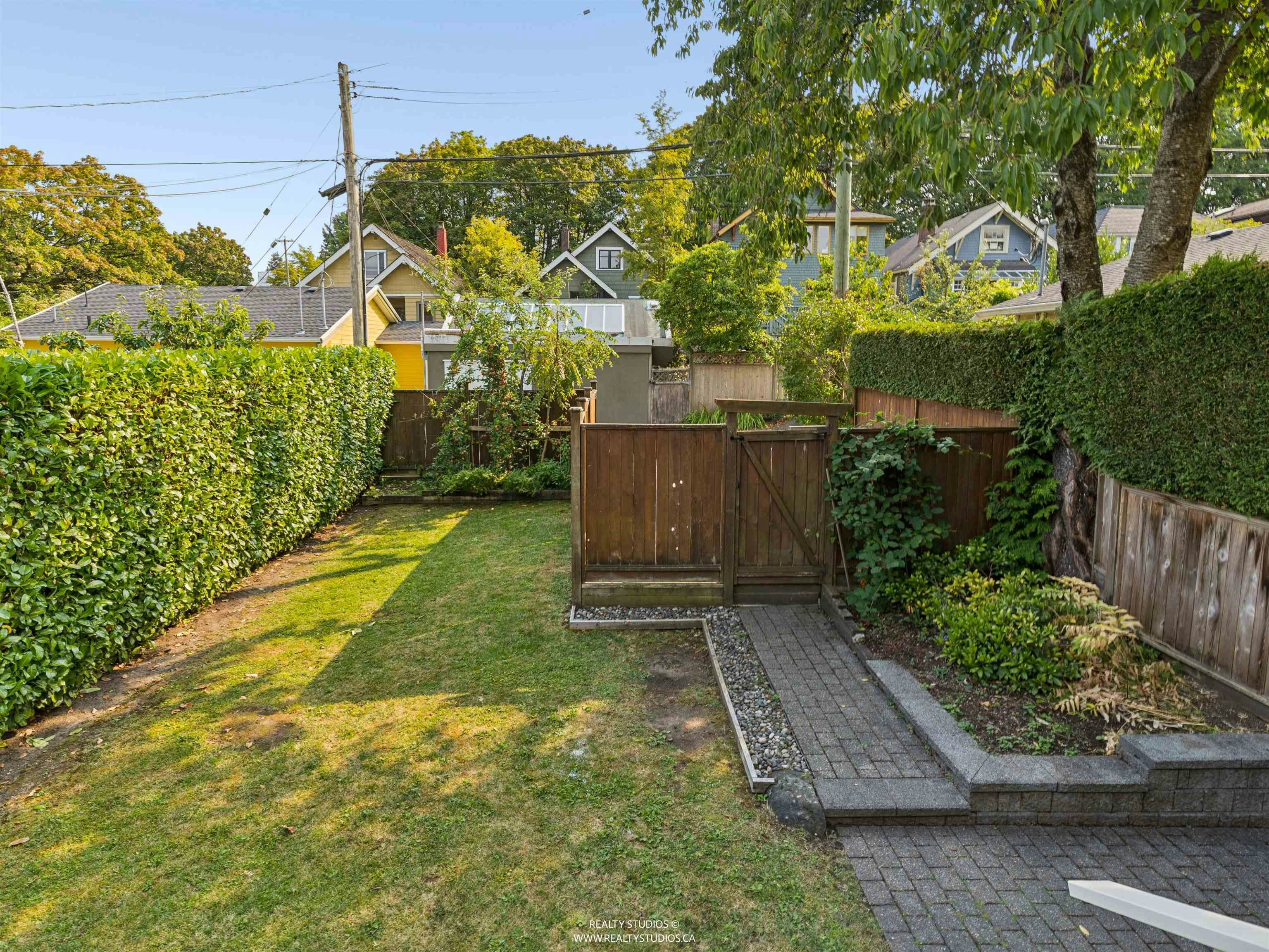 908 W 21st Avenue, Vancouver, BC, V5Z 1Z1 - 34