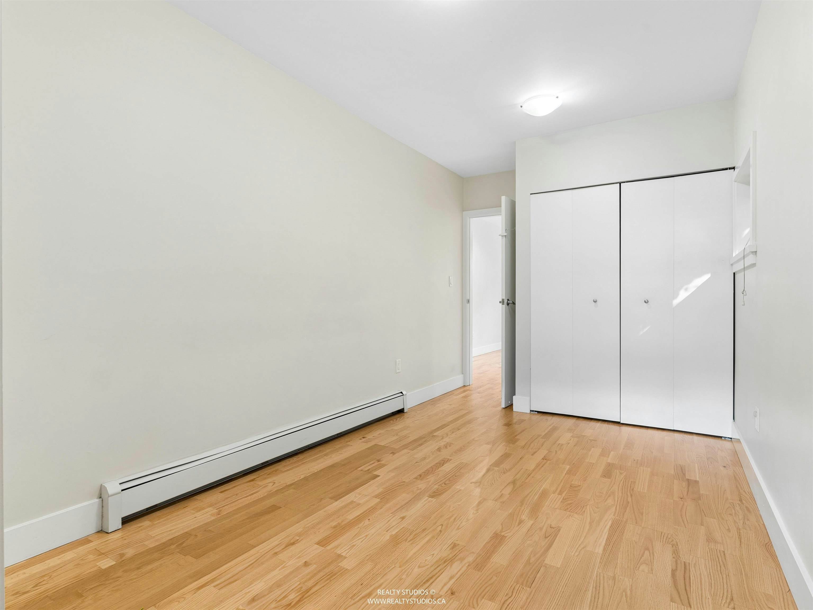 908 W 21st Avenue, Vancouver, BC, V5Z 1Z1 - 31