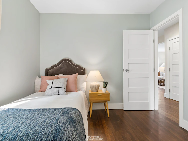 908 W 21st Avenue, Vancouver, BC, V5Z 1Z1 - 11