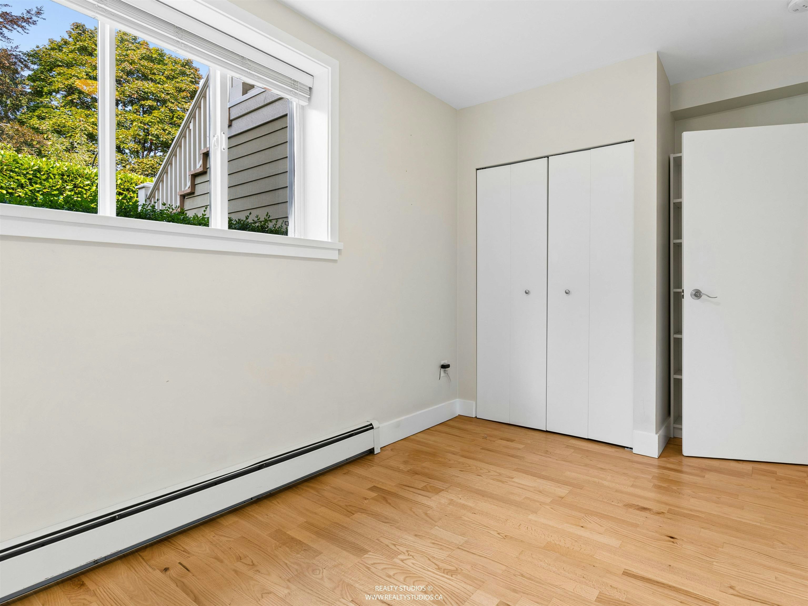 908 W 21st Avenue, Vancouver, BC, V5Z 1Z1 - 27