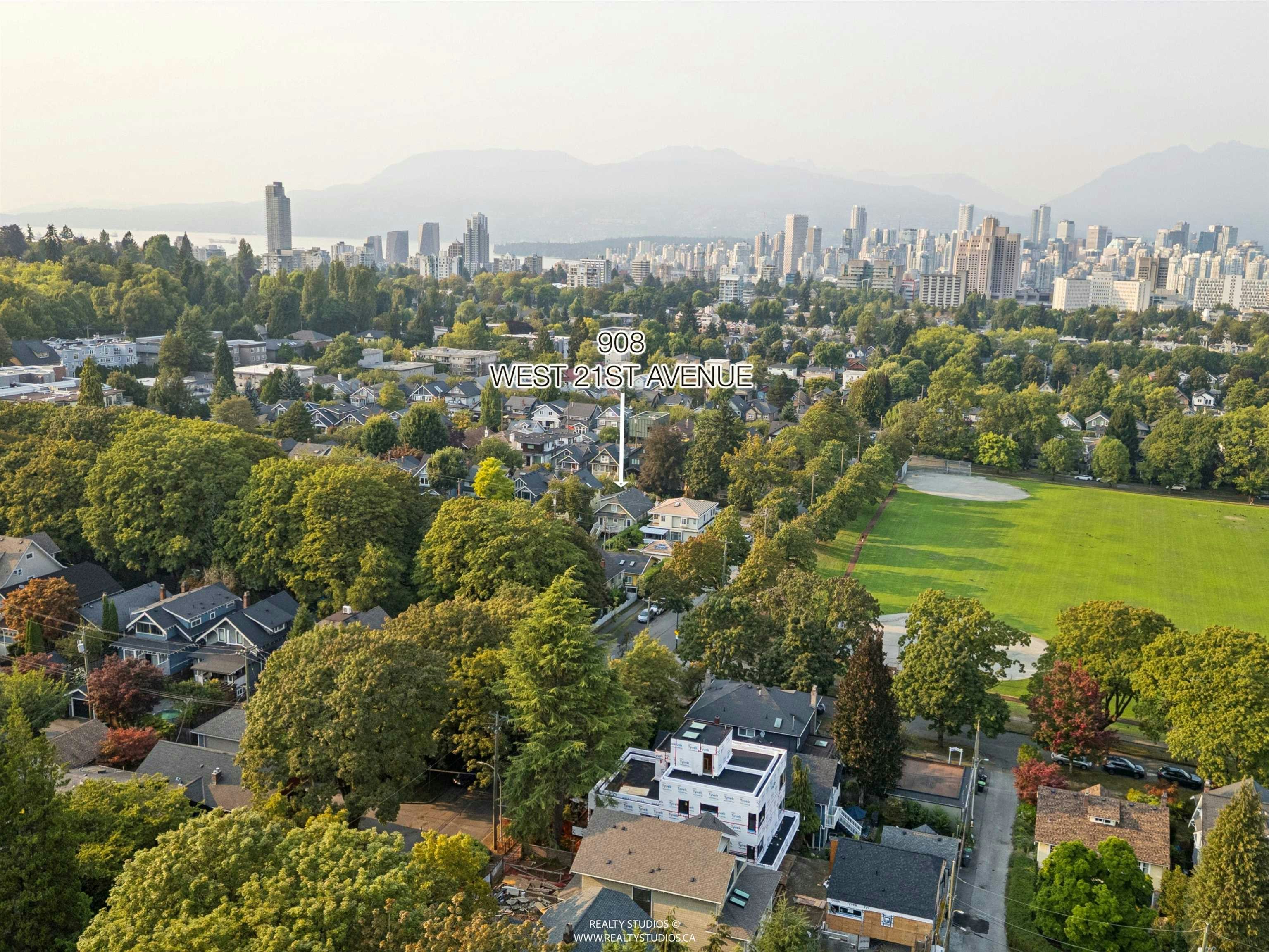 908 W 21st Avenue, Vancouver, BC, V5Z 1Z1 - 40