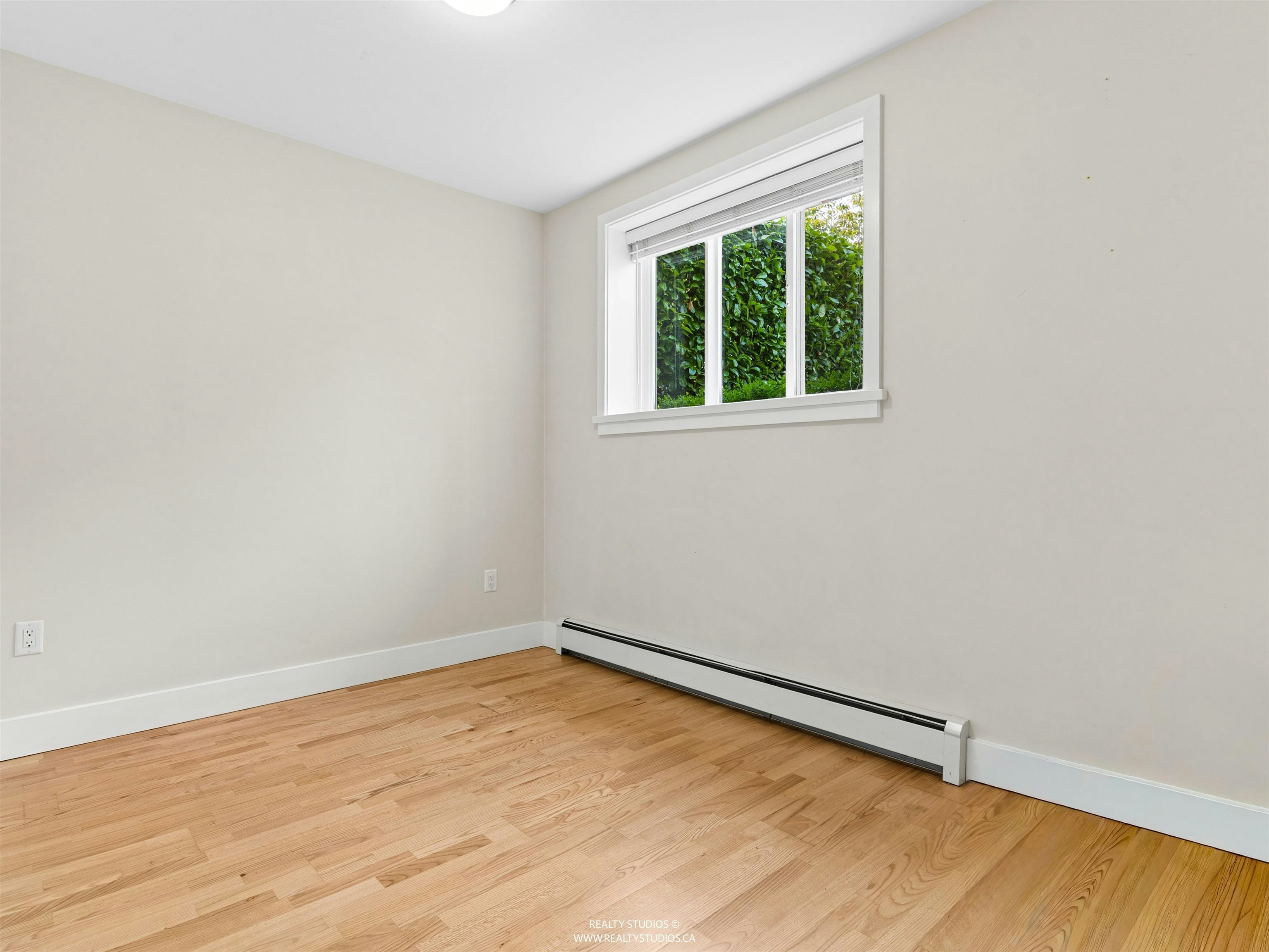 908 W 21st Avenue, Vancouver, BC, V5Z 1Z1 - 28