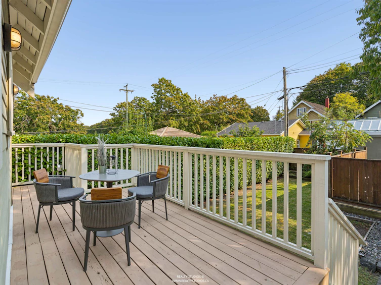 908 W 21st Avenue, Vancouver, BC, V5Z 1Z1 - 33