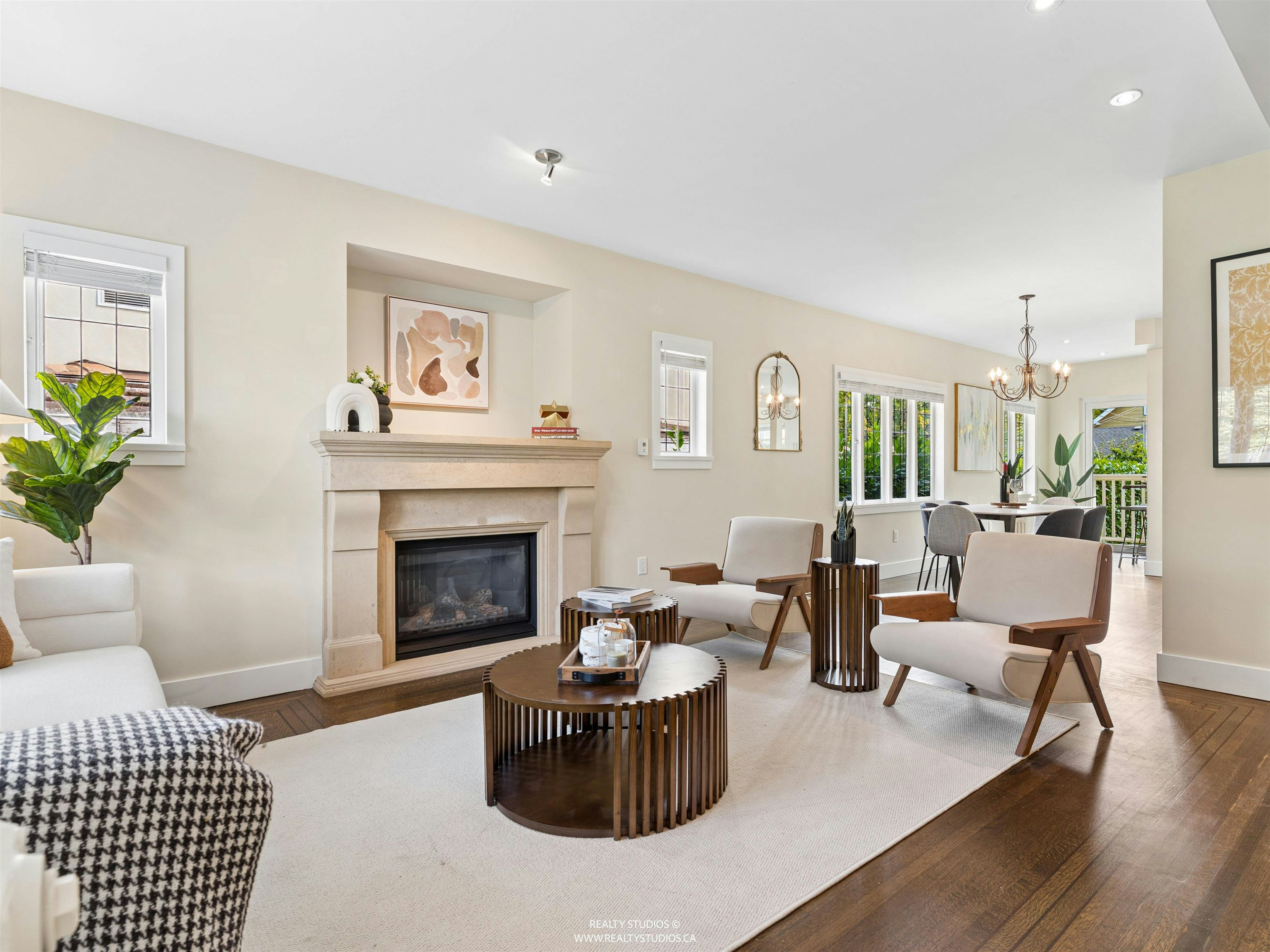 908 W 21st Avenue - 3