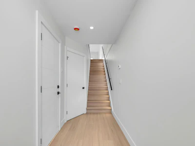 101-5737 172 Street - 3