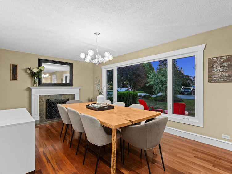 1208 Rosewood Crescent, North Vancouver, BC, V7P 1H4 - 7