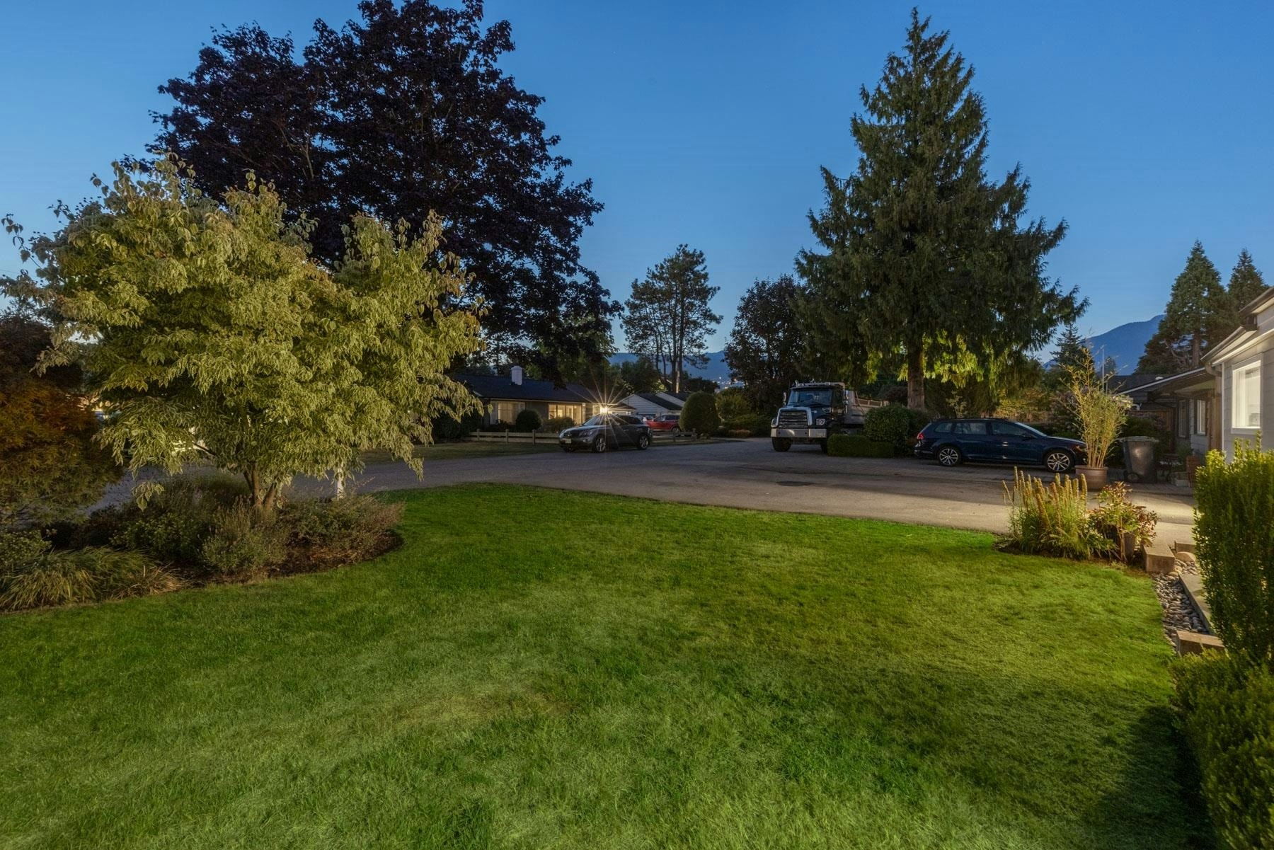 1208 Rosewood Crescent, North Vancouver, BC, V7P 1H4 - 28