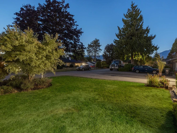 1208 Rosewood Crescent, North Vancouver, BC, V7P 1H4 - 28