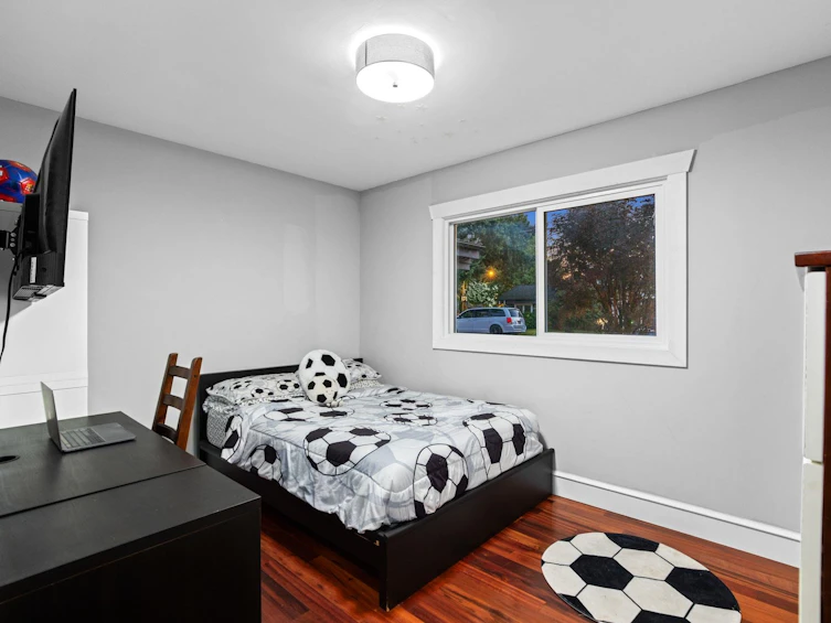 1208 Rosewood Crescent, North Vancouver, BC, V7P 1H4 - 20