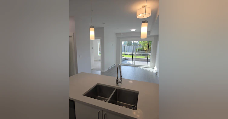 123-33886 Pine Street, Abbotsford, BC, V2S 0N9 - 2