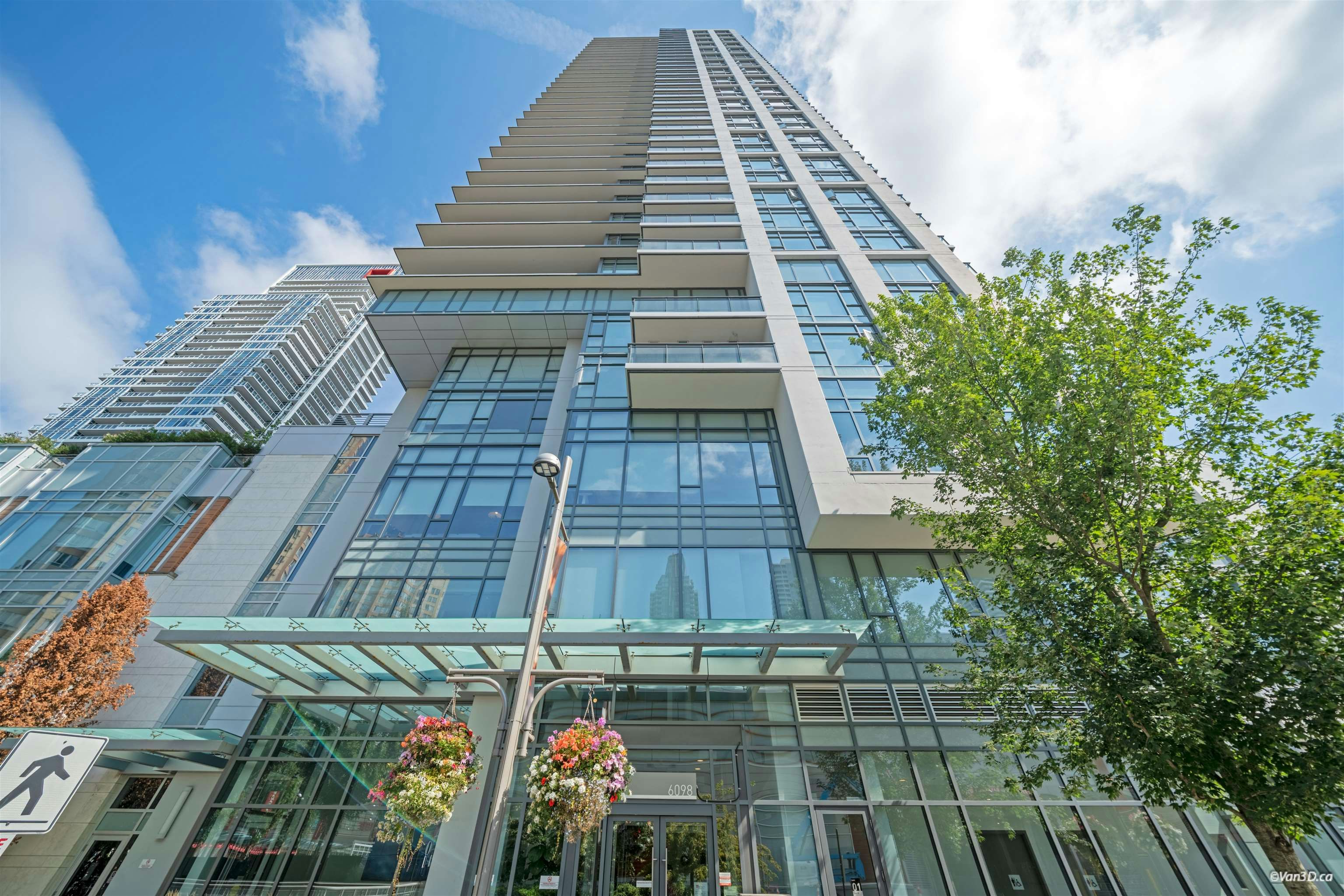 2108-6098 Station Street, Burnaby, BC, V5H 0H4