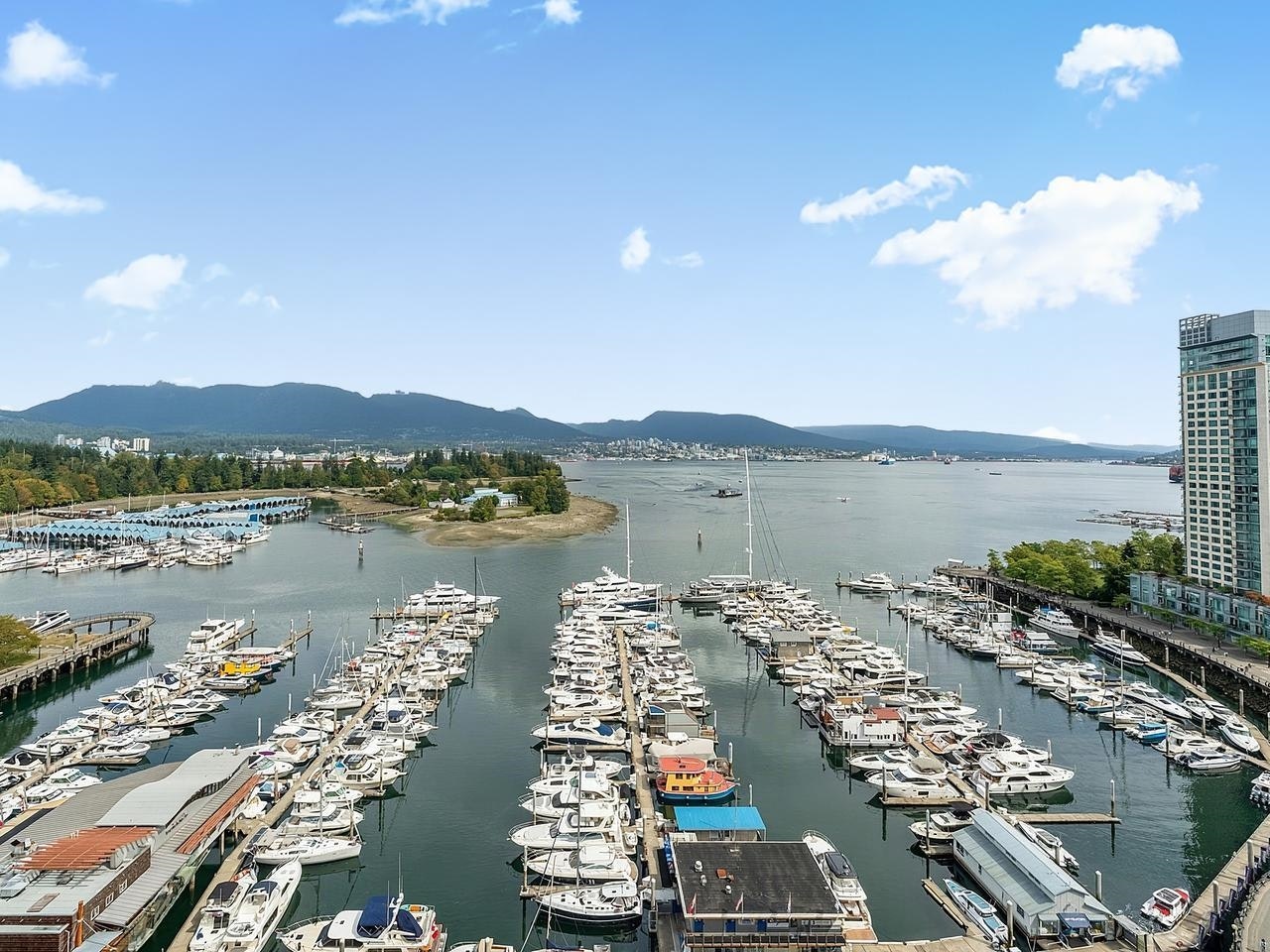 1901-590 Nicola Street, Vancouver, BC, V6G 3J8
