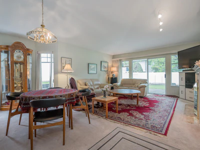 16-21138 88 Avenue - 5