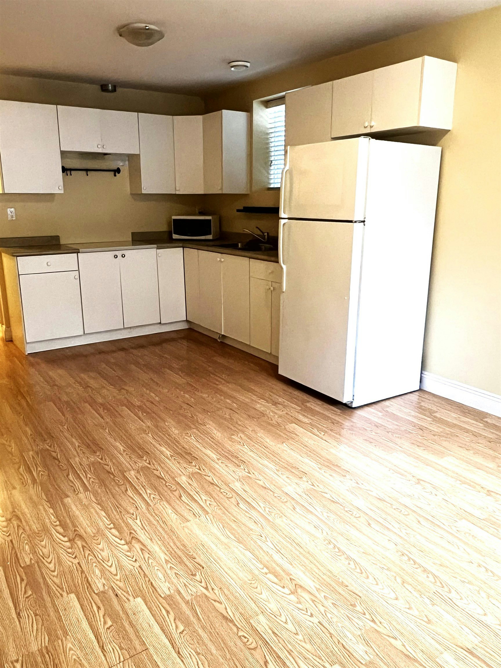 16121 111a Avenue, Surrey, BC, V4N 4T1