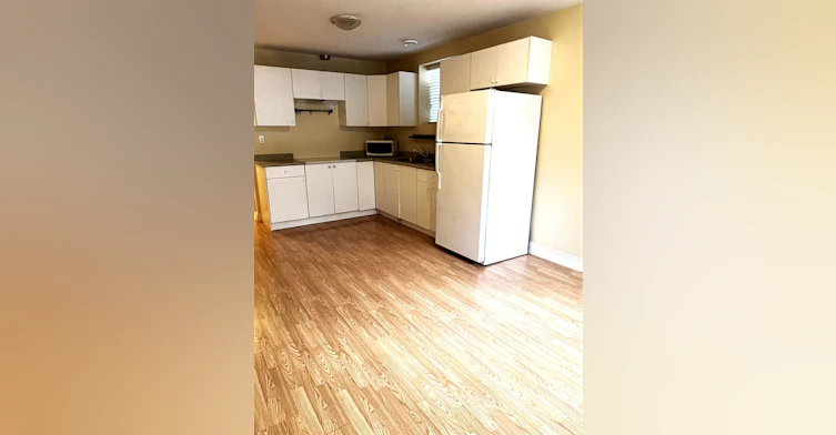 16121 111a Avenue, Surrey, BC, V4N 4T1