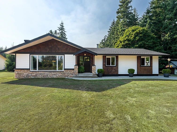 5051 236 Street, Langley, BC, V2Z 2S7 - 4