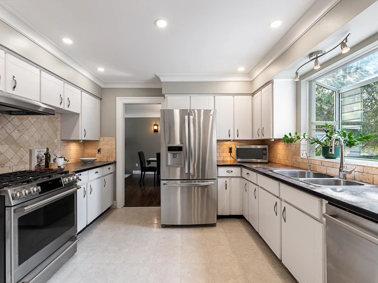 5051 236 Street, Langley, BC, V2Z 2S7 - 10