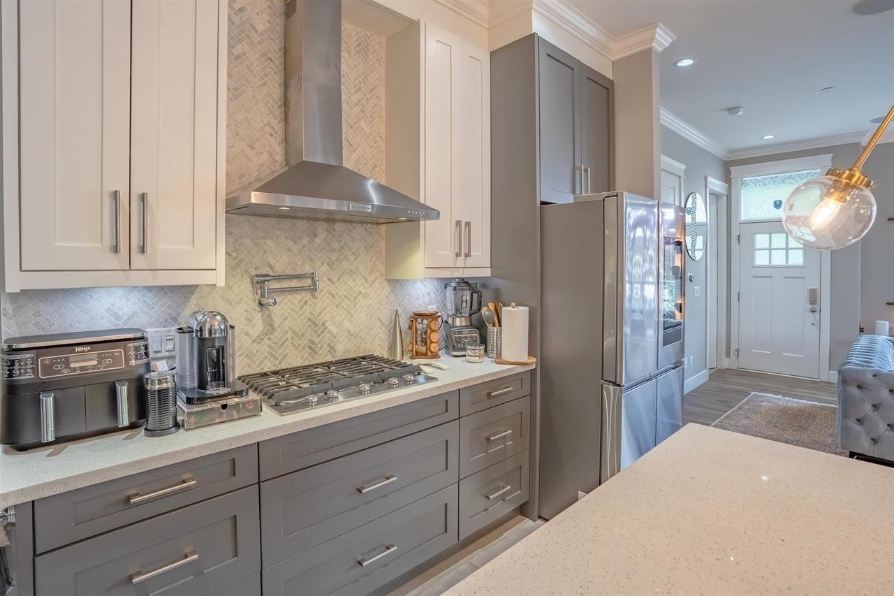 11792 193 Street, Pitt Meadows, BC, V3Y 1C3 - 2