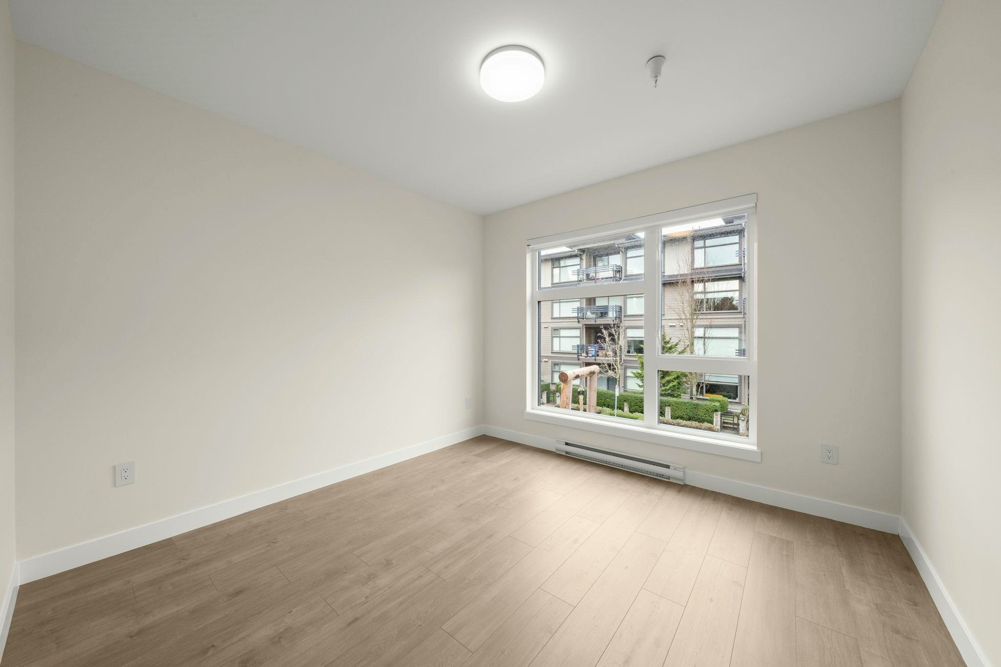 211-15353 17 Avenue, Surrey, BC, V4A 1T8 - 18
