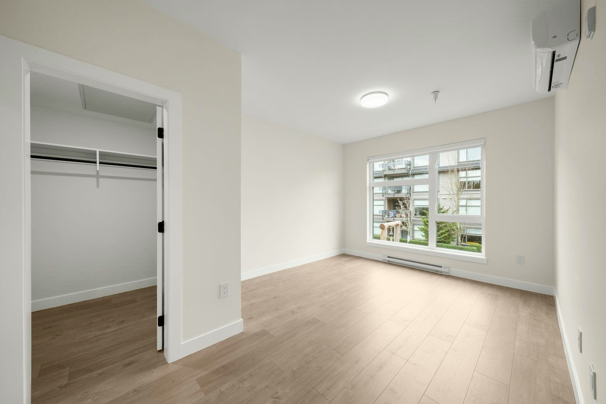211-15353 17 Avenue, Surrey, BC, V4A 1T8 - 14