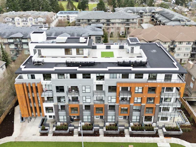 211-15353 17 Avenue - 2
