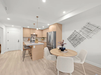 208-15353 17 Avenue - 4