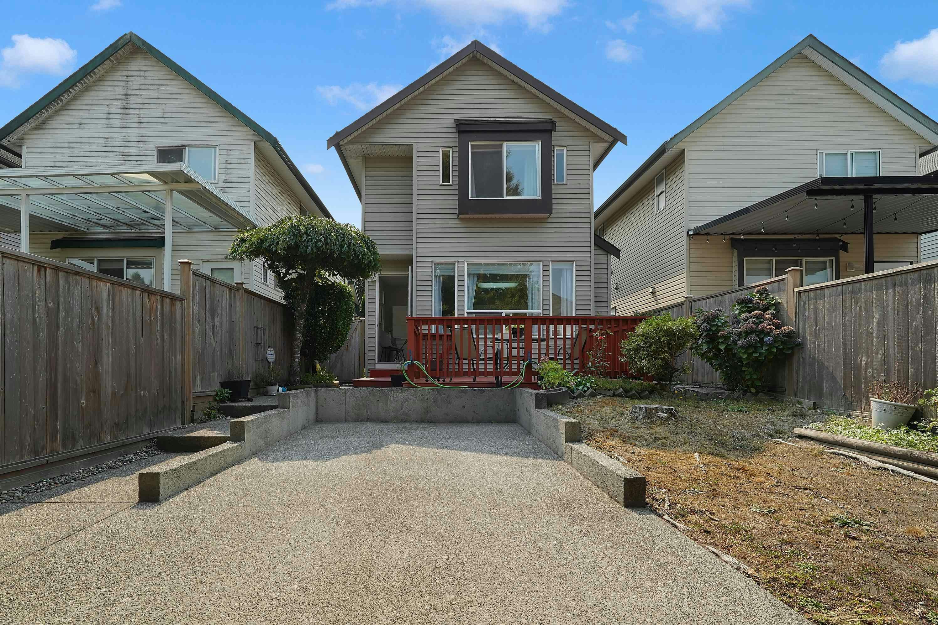 18539 67a Avenue, Surrey, BC, V3S 9B5 - 38