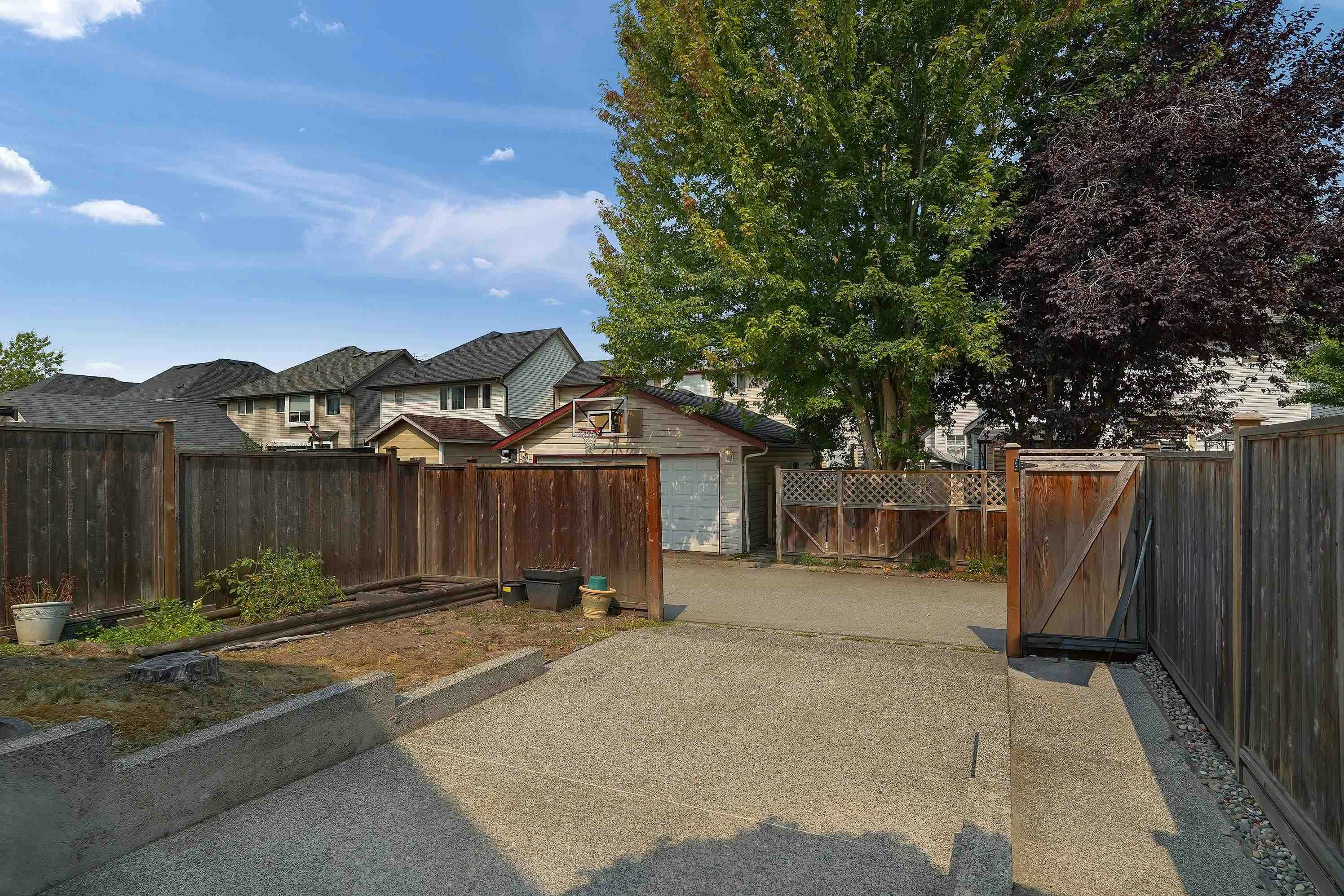 18539 67a Avenue, Surrey, BC, V3S 9B5 - 36