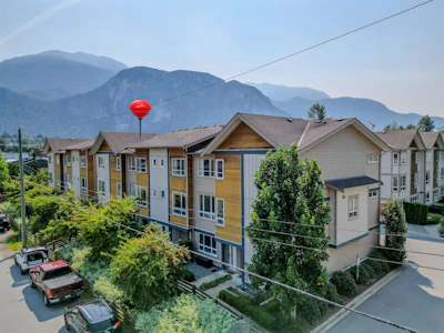 4-1188 Wilson Crescent - 2