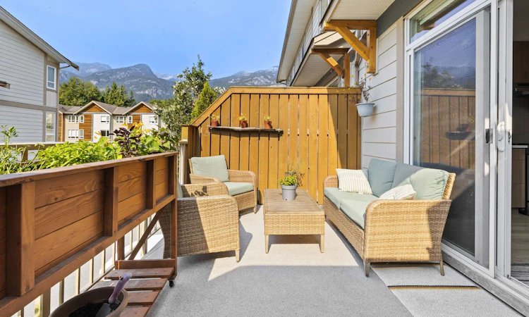 4-1188 Wilson Crescent