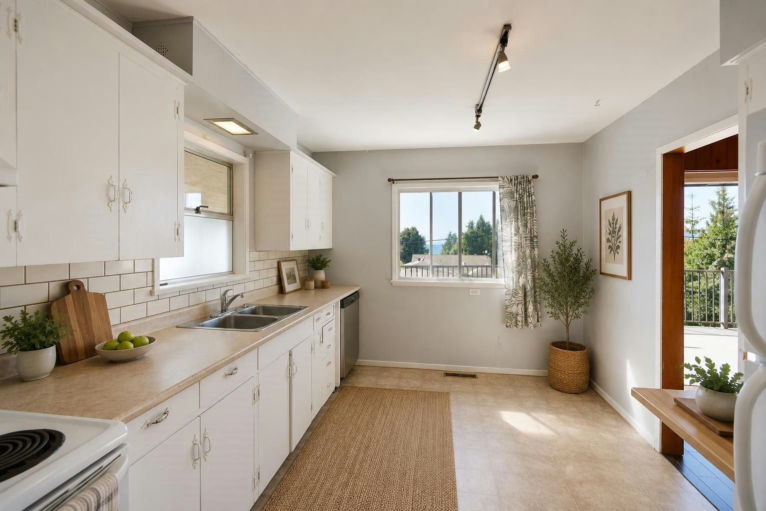 4726 Laurel Avenue - 4