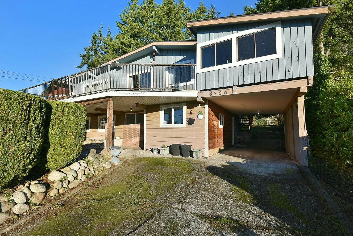 4726 Laurel Avenue - 2